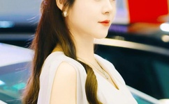 你看你的水喷得到处都是若若